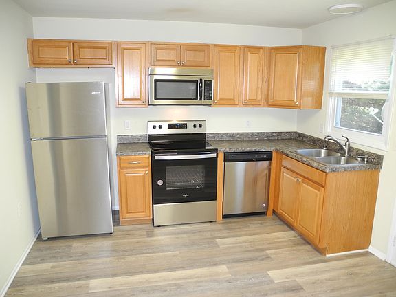3rd image of 434 Hamilton Ave