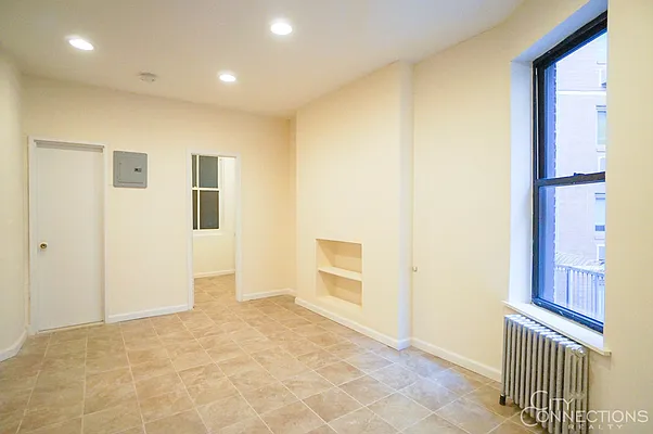 Rented by City Connections Realty | media 19