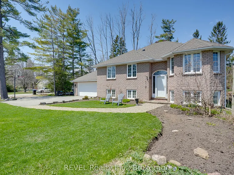5 Barbara Ave — Photo 3