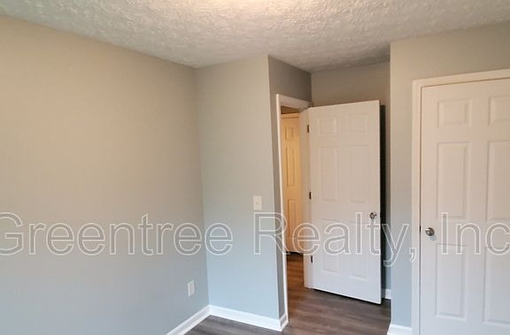 3rd image of 8397 Carlington Ln