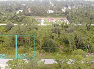 325 Lownde Ave S, Lehigh Acres, FL 33974