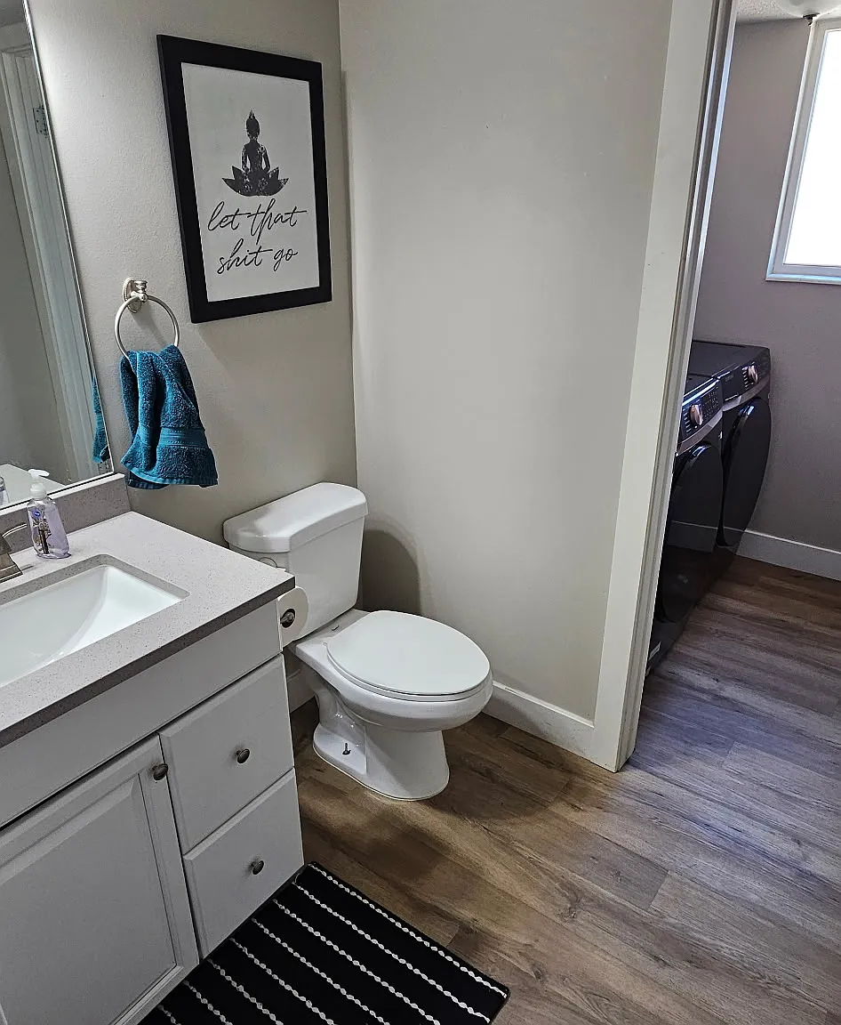 2 bed, 1300 sqft, $2,200 — Photo 4