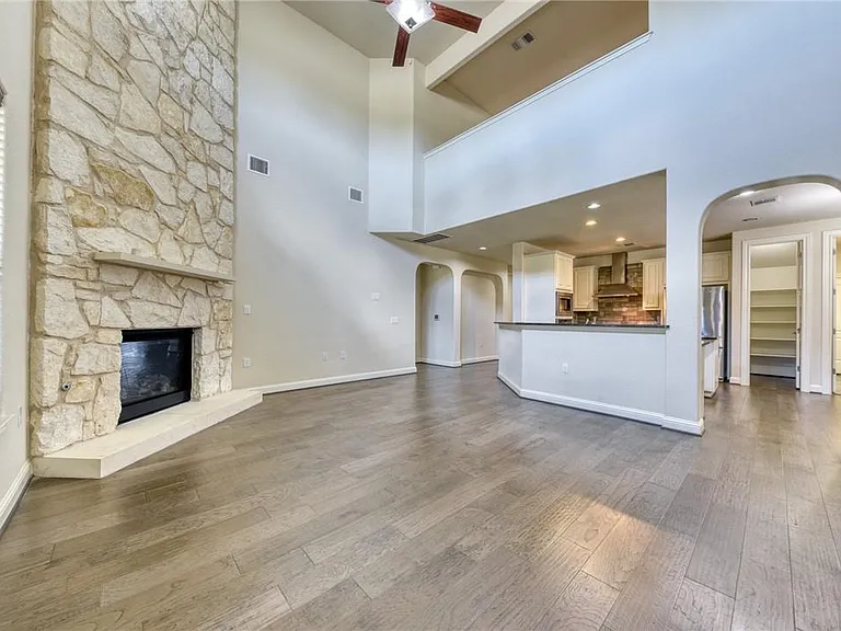 14204 Tyburn Trl — Photo 7