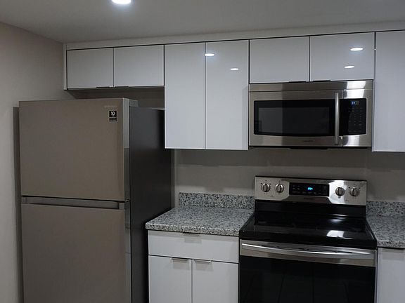 3rd image of 11285 SW 88th St