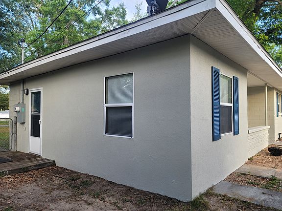 3rd image of 5604 Clearwater Ave