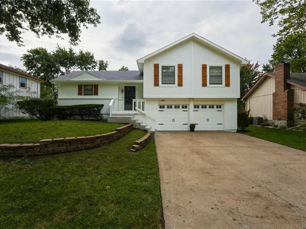 1119 E Northview St, Olathe, KS 66061