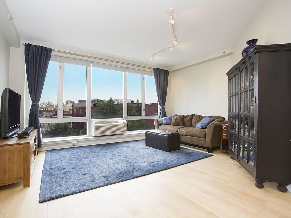1st image of 13-11 Jackson Ave #4E