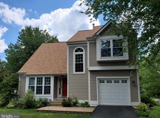 478 Foxridge Dr SW, Leesburg, VA