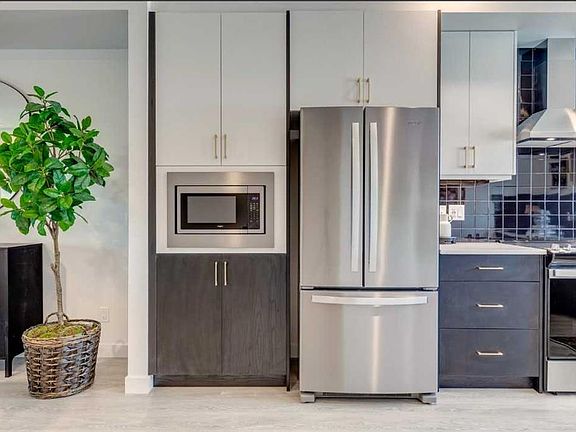 5th image of 8235 S 8th Ave SW #414