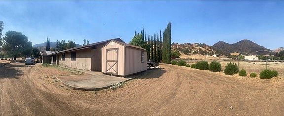 2nd image of 6009 Elwood Rd