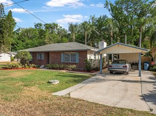 1877 Riveredge Dr, Astor, FL 32102