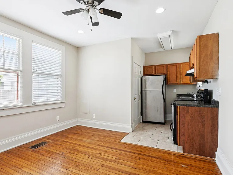 2508 Napoleon — Photo 14