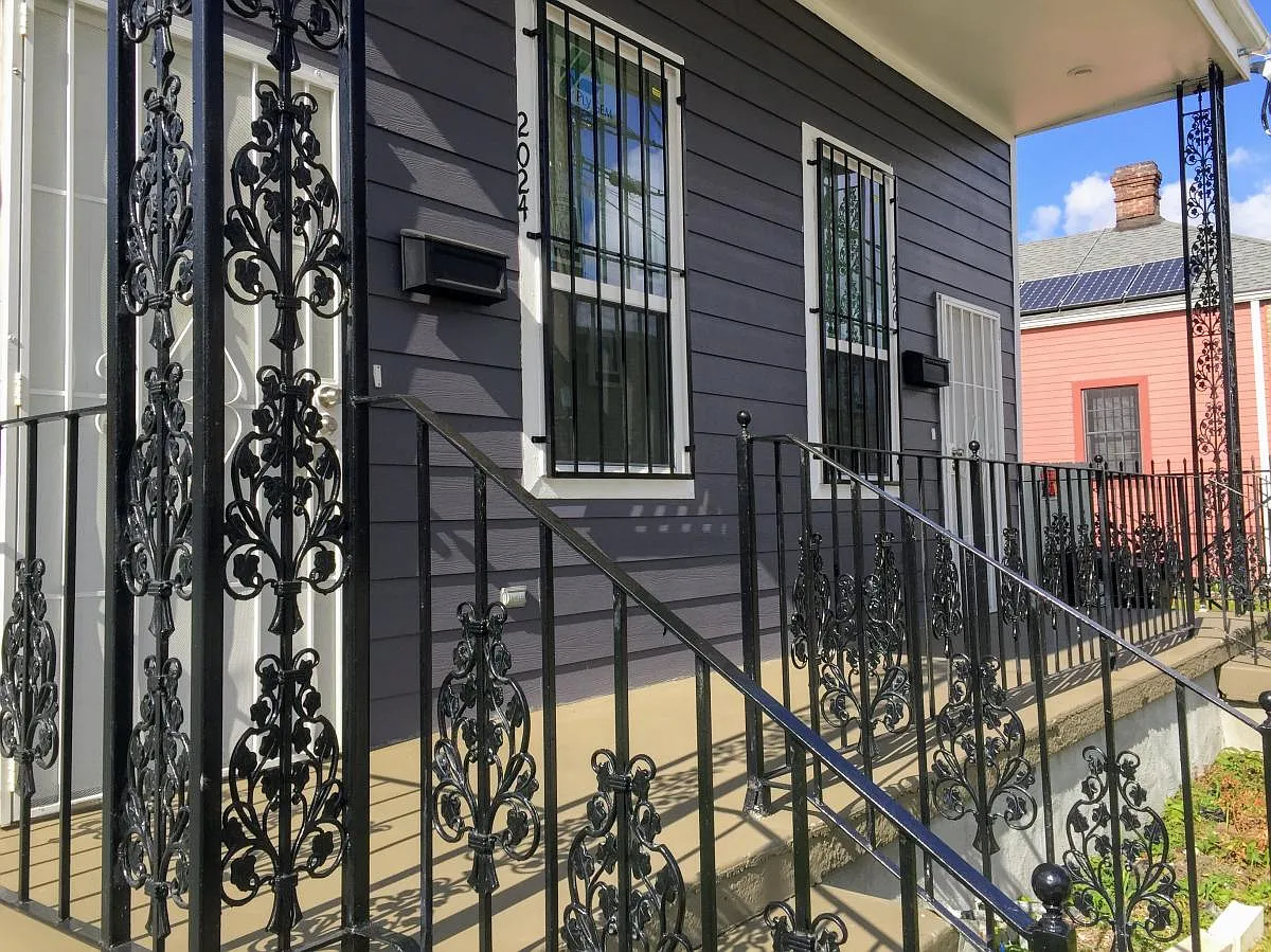 2024 Toledano St — Photo 3