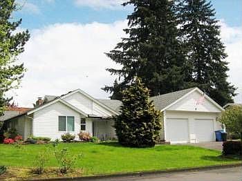 1st image of 9709 NE 82nd Ave