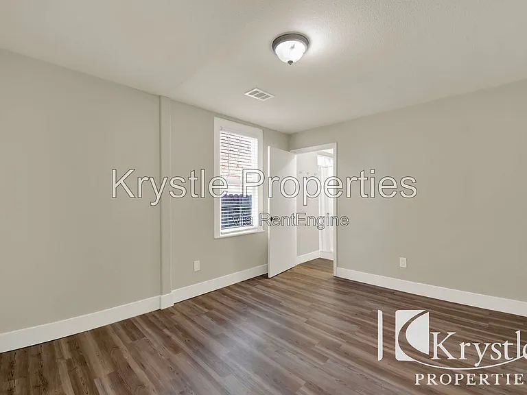 314 Marin St — Photo 14