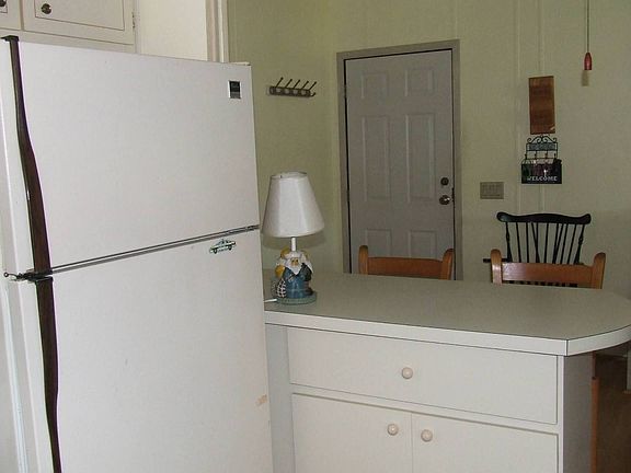 5th image of 274 Longpointe Ct