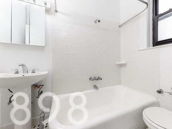 5th image of 48-16 46th St #C3