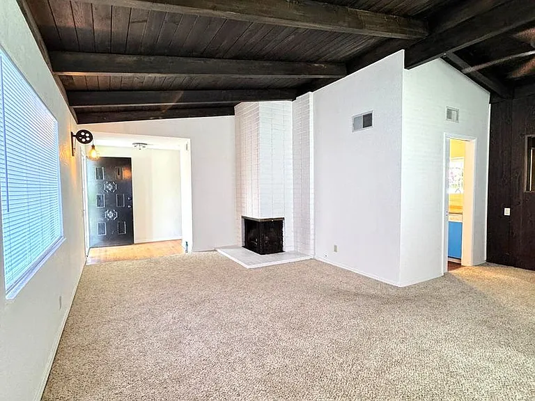 2935 Gayridge St — Photo 9