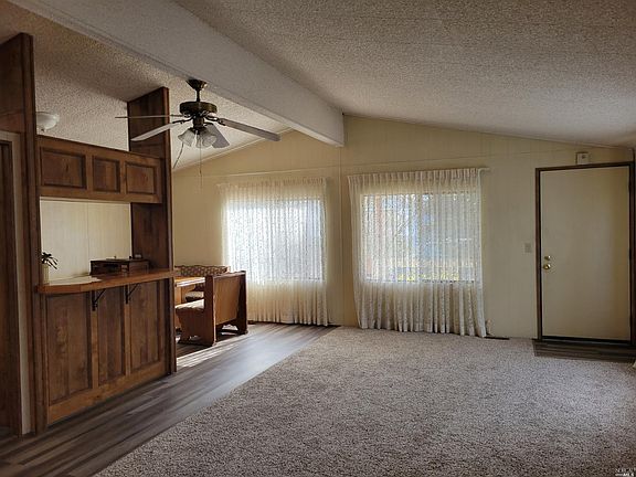 4th image of 148 Rock River Dr