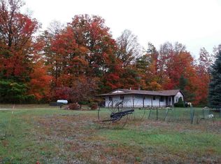 21400 Armstrong Dr #215, Leroy, MI 49655