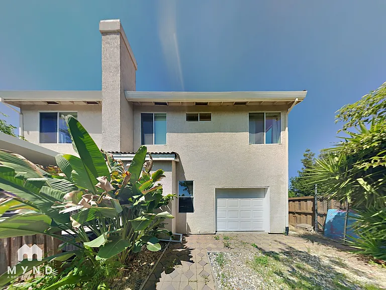 2742 Chateau Montelena Way — Photo 32