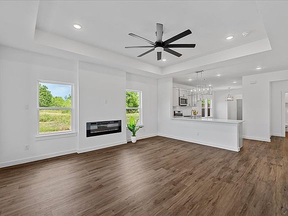 2nd image of 408 Luke St