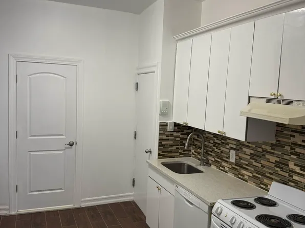 436 East 75th Street image 1 of 7