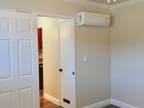 2nd image of 625 Lincoln St APT 5