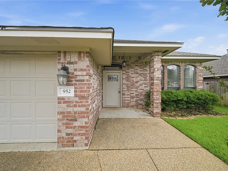 952 Dove Landing Ave — Photo 4