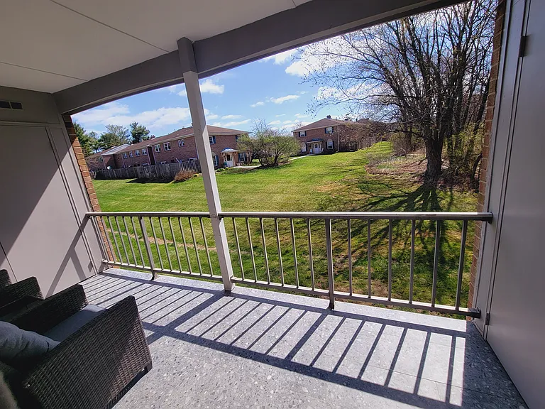 76 Wexford Dr — Photo 15