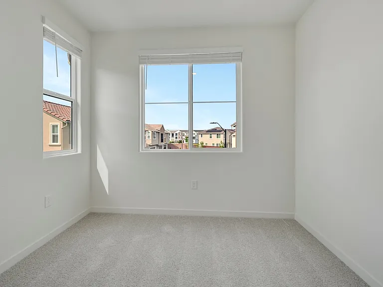 14545 Southpointe Dr #81 — Photo 26