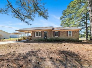 461 Pearson Hill Rd, Roanoke Rapids, NC 27870