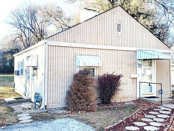 2nd image of 6656 Bellefontaine Ave
