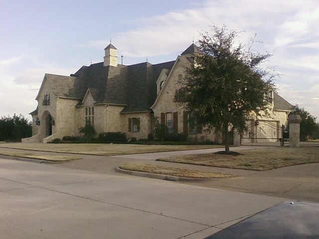 1st image of 2713 Highgrove Ct