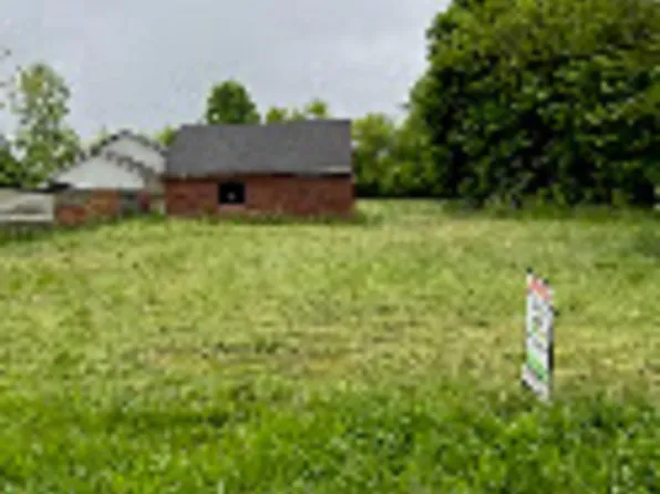 4844 Deleon Dr, Tecumseh, MI 49286