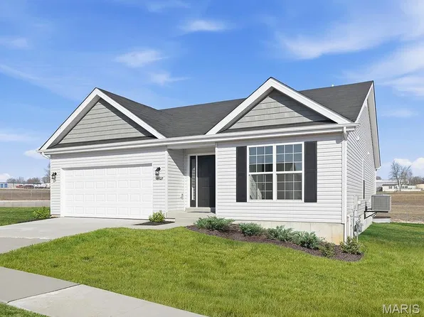 303 Olympic Dr, Pacific, MO 63069
