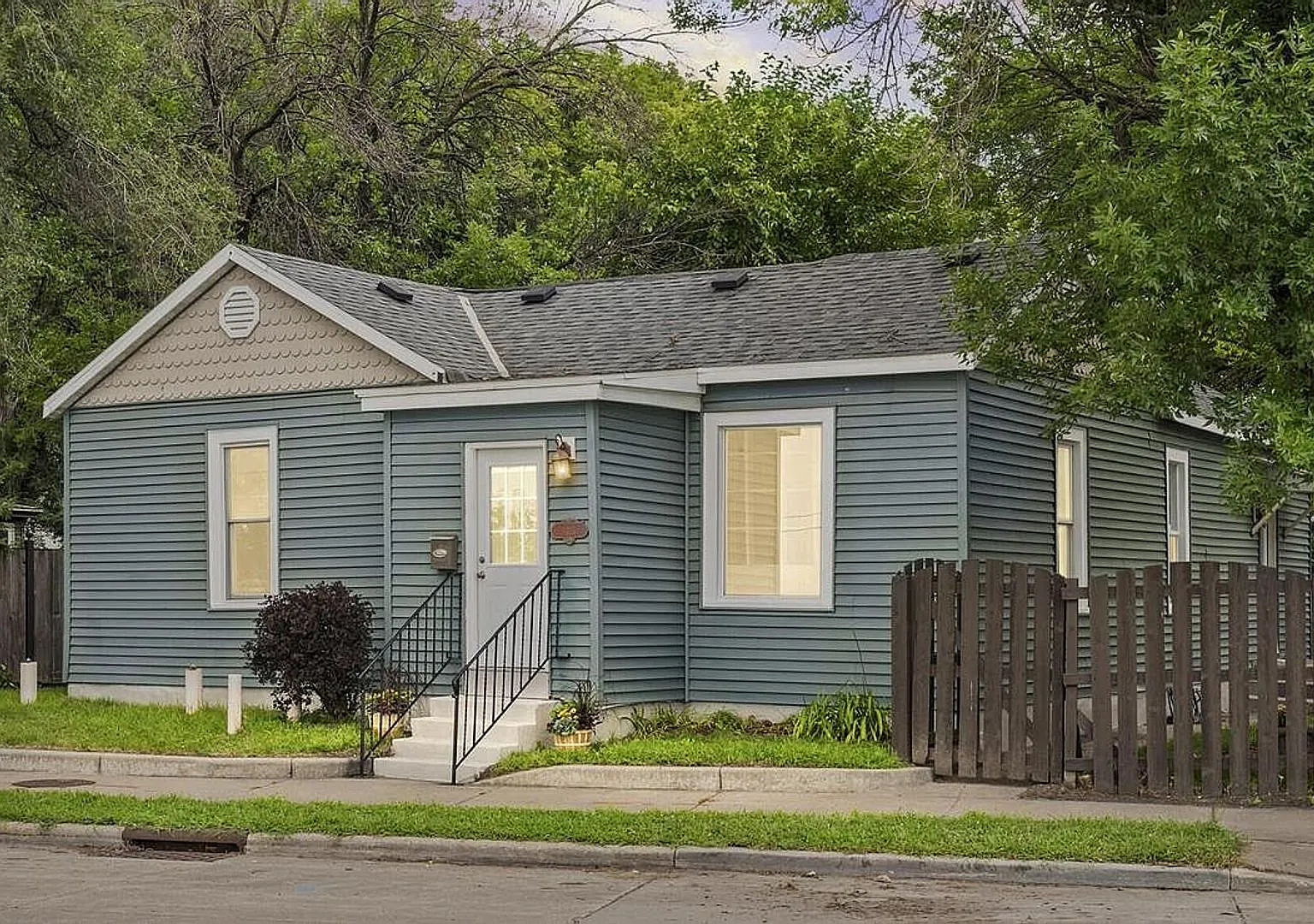Single Family House — Photo 1