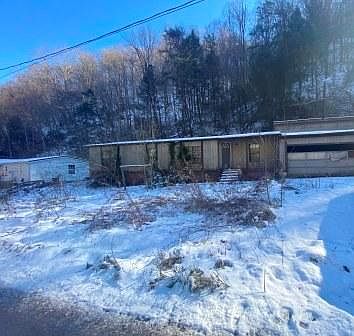 1st image of 331 Village Ln