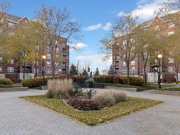 2nd image of 470 W Mahogany Ct #503