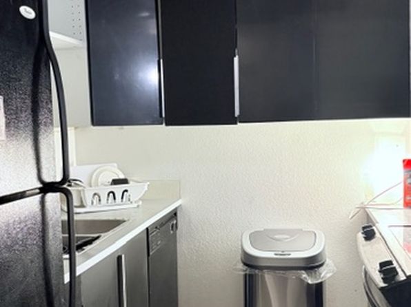 1402 E Guadalupe Rd Unit 208