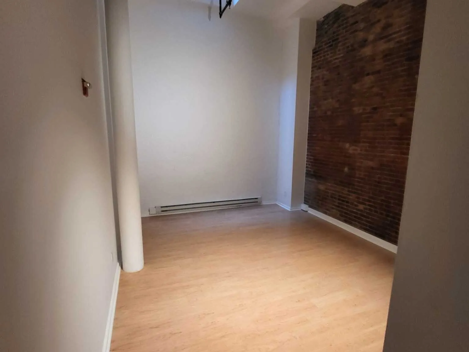 2 bed, $4,400 — Photo 3