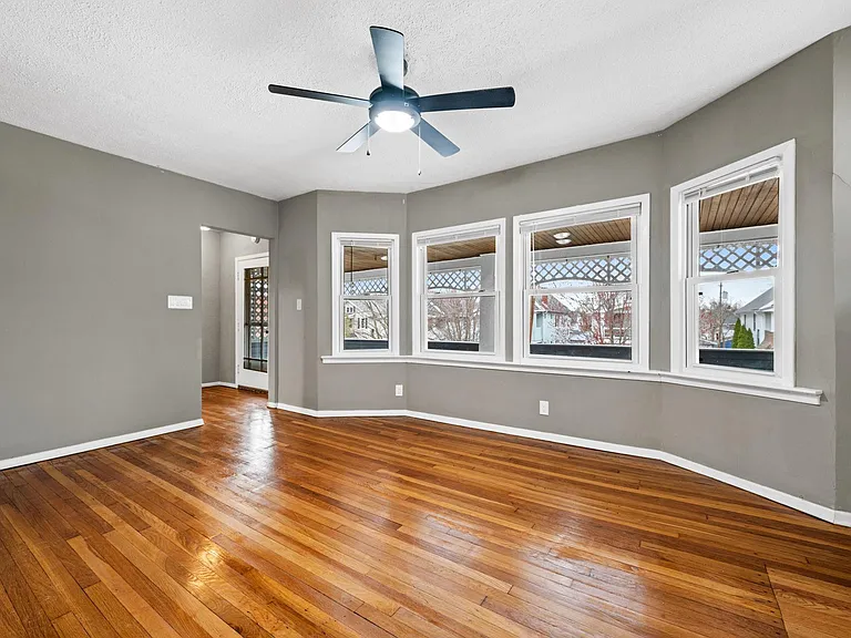 13425 Merl Ave — Photo 10