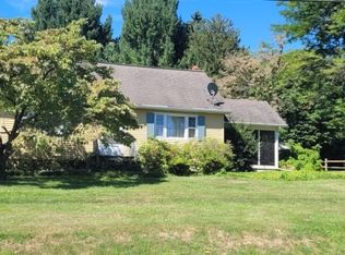 44 Edison Rd, Stewartsville, NJ 08886