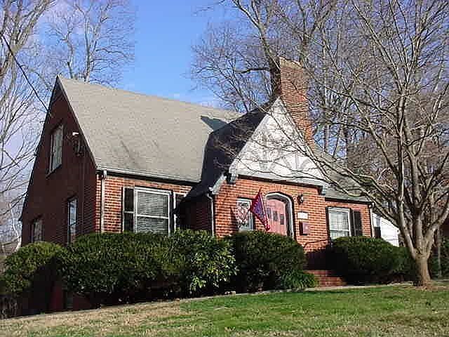 1st image of 820 New Hampshire Ave