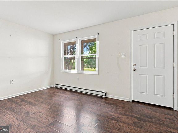 4th image of 1175 Ravenwood Rd