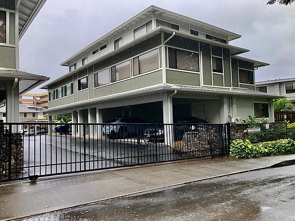 Wrought iron entry gate