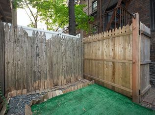 234 E 52nd St #F, New York, NY 10022