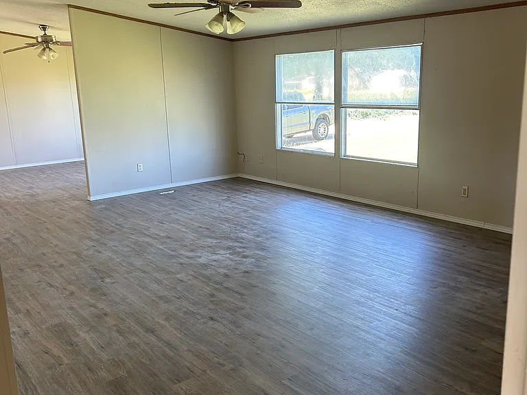 239 Cedar Dr — Photo 14