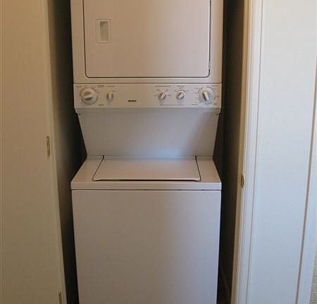 5th image of 1219 Arnold St Unit B