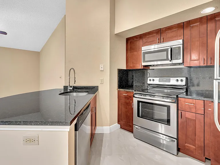 3370 Pinewalk Dr N #1222 — Photo 26